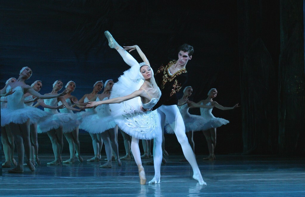 LE LAC DES CYGNES Spectacle Ballet 26 janvier 2020 à ANNECY LE LAC DES CYGNES Spectacle Ballet 26 janvier 2020 à ANNECY
