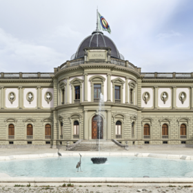 Musée Ariana Genève}