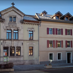 Bibliothèque multimédia THONES